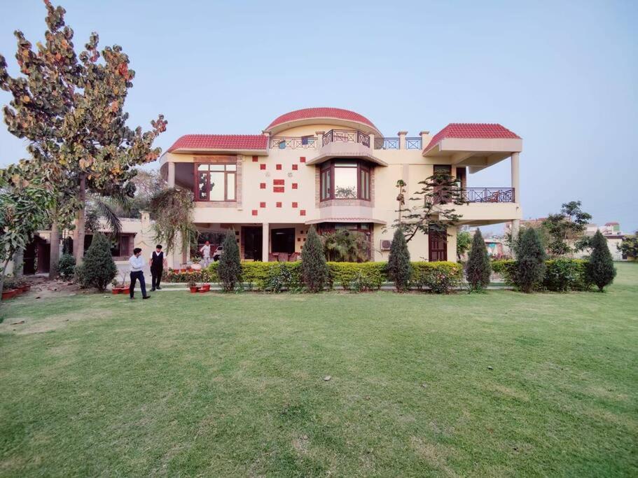 Basti House - Boutique Homestay Lucknow Eksteriør bilde